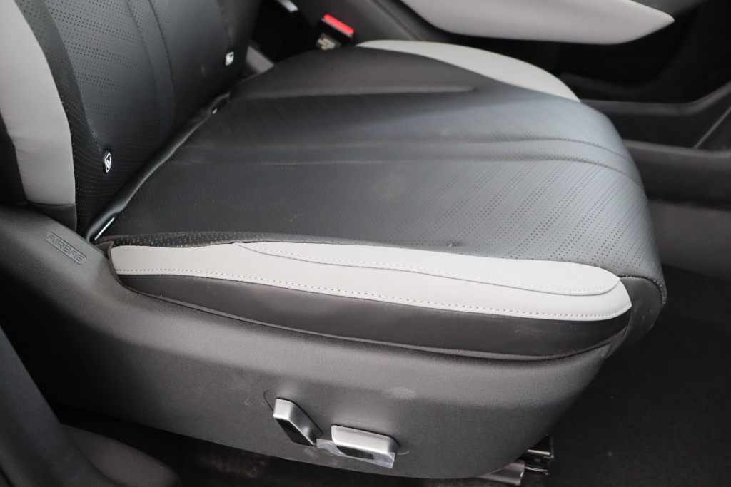 BYD Dolphin Surf Comfort 43,2 kWh 156 hp - ref: 7-59875 - Photo 15