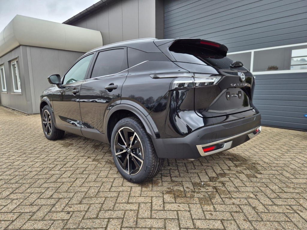 NISSAN Qashqai 1.3 Gasoline 158hp - ref: 7-60015 - Photo 3
