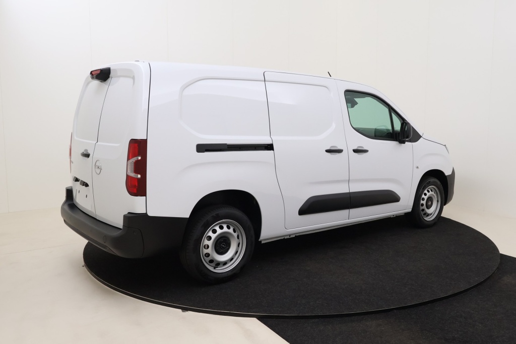 OPEL Combo Cargo L2H1 Heavy 1.5 Turbo D 100 hp S/S MT6 - ref: 7-60592 - Photo 5