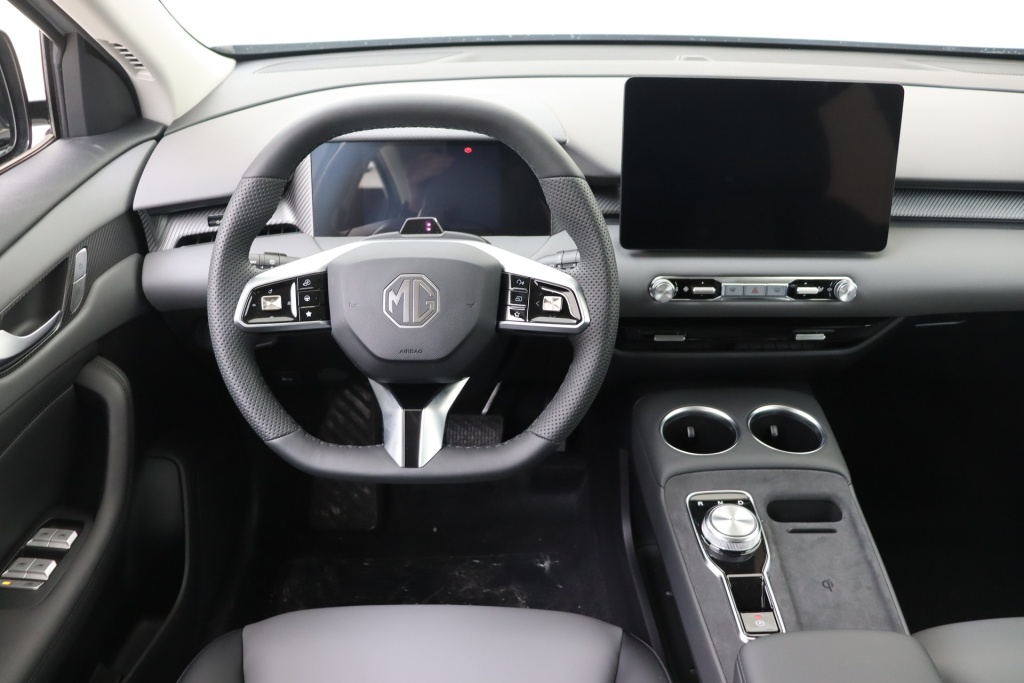 MG MGS5 Luxury 64 kwh 231 hp - ref: 7-60699 - Photo 11