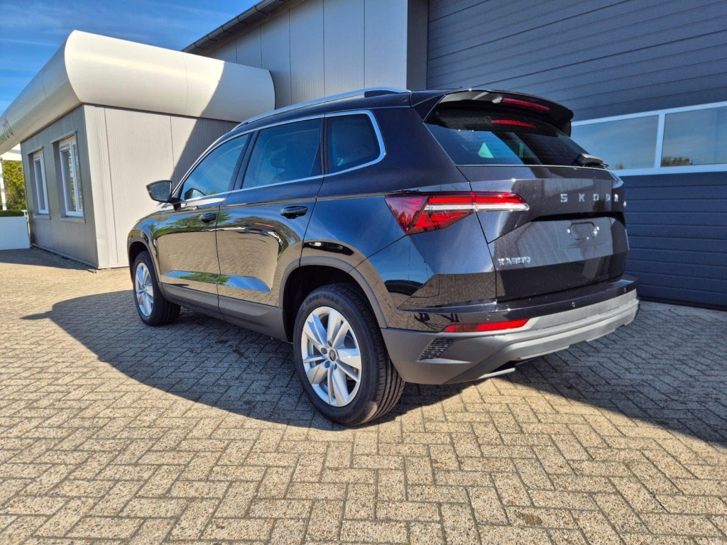 SKODA Karoq 1.5 Gasoline 150hp DSG - ref: 7-60756 - Photo 3