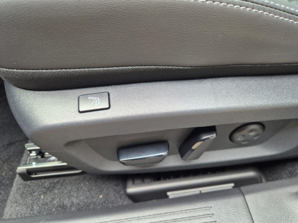 NISSAN Qashqai 1.3 Gasoline 158hp - ref: 7-60986 - Photo 17
