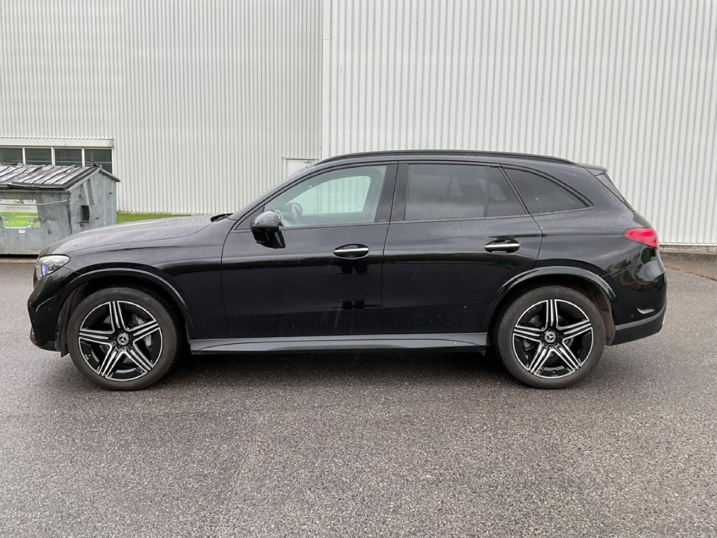 MERCEDES GLC AMG-Line 300 4Matic - ref: 7-61200 - Photo 4