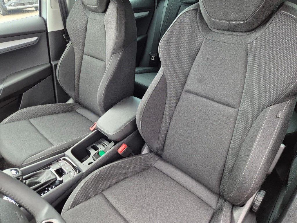 SKODA Karoq 1.5 Gasoline 150hp DSG - ref: 7-61416 - Photo 11