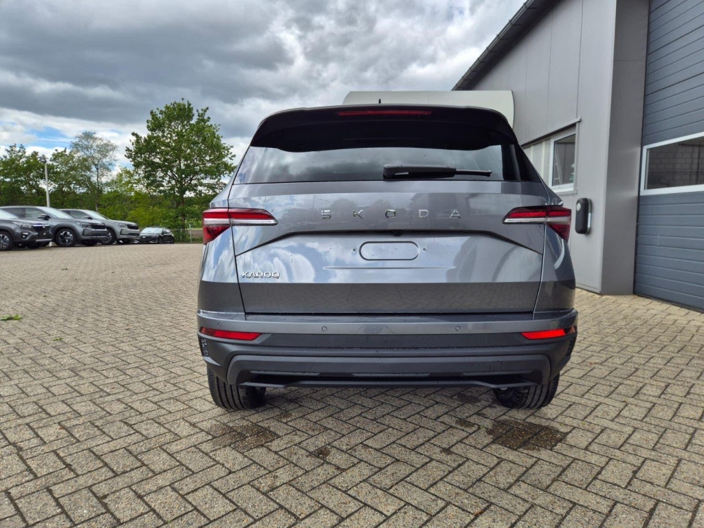 SKODA Karoq 1.5 Gasoline 150hp DSG - ref: 7-61417 - Photo 4