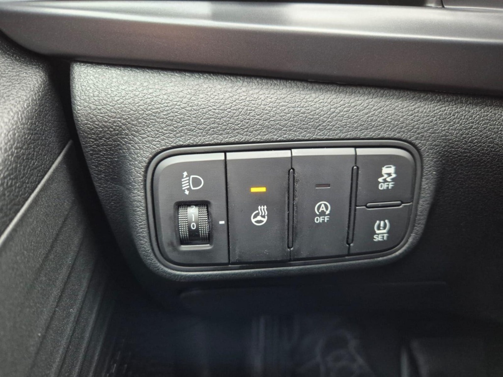 HYUNDAI i20 1.0 Gasoline 90hp - ref: 7-61638 - Photo 14