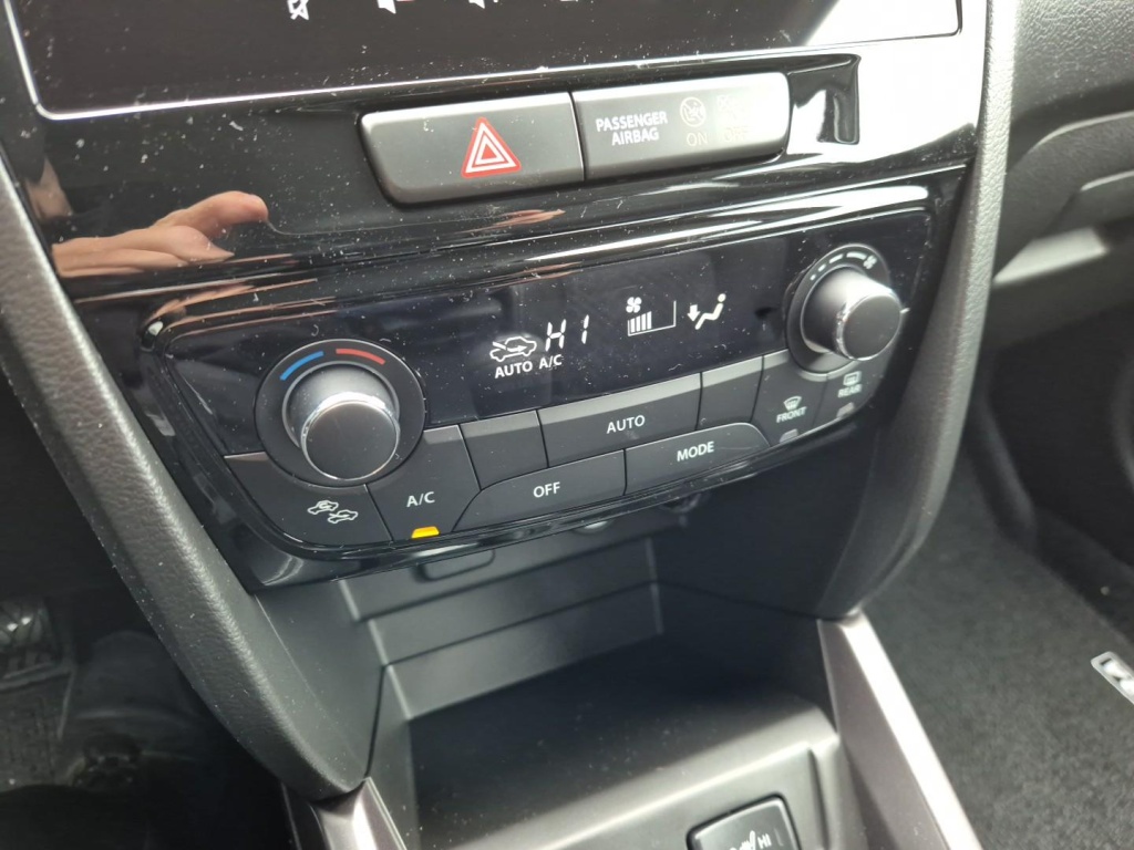 SUZUKI Vitara Comfort+ 1.4 Gasoline 110hp 4x4 - ref: 7-61639 - Photo 19