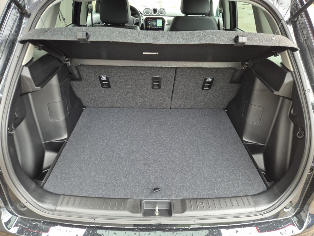 SUZUKI Vitara Comfort+ 1.4 Gasoline 110hp 4x4 - ref: 7-61640 - Photo 9