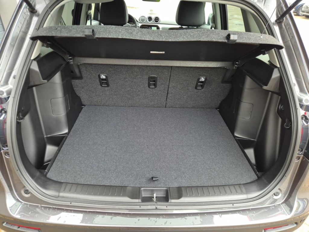 SUZUKI Vitara Comfort+ 1.4 Gasoline 110hp 4x4 - ref: 7-61641 - Photo 9