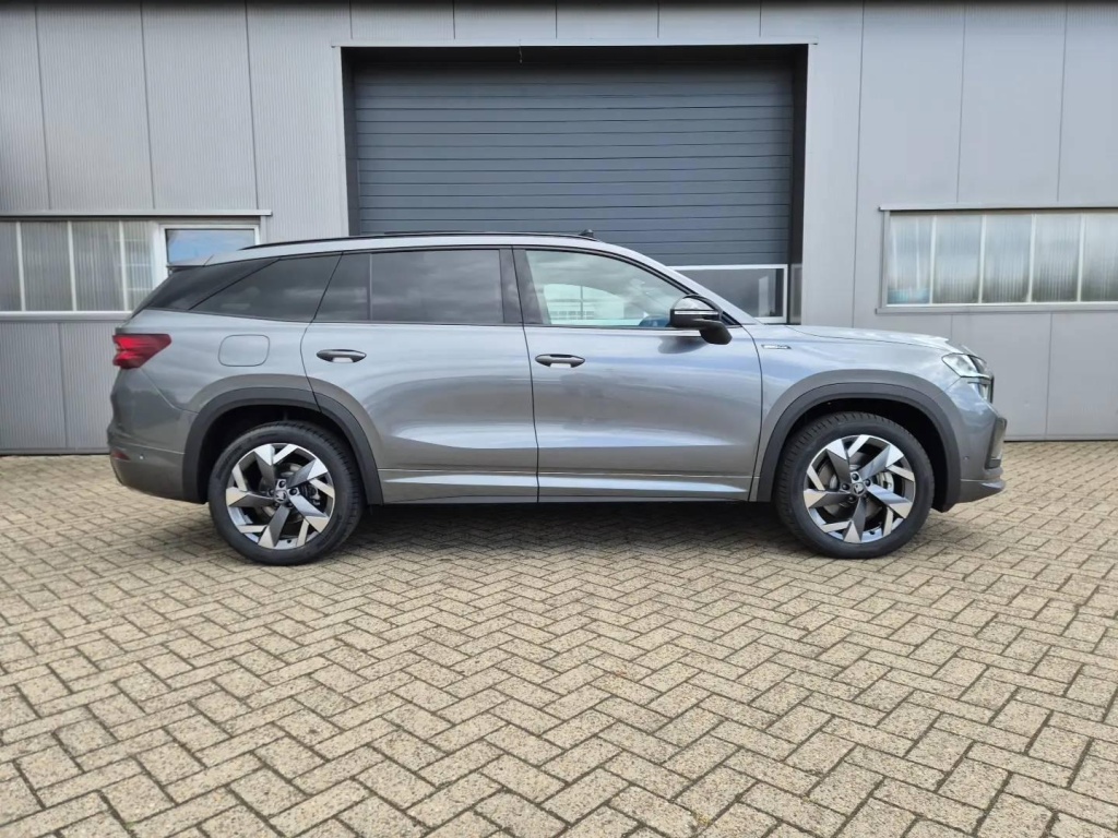 SKODA Kodiaq 1.5 Hybrid 204hp DSG - ref: 7-61817 - Photo 6