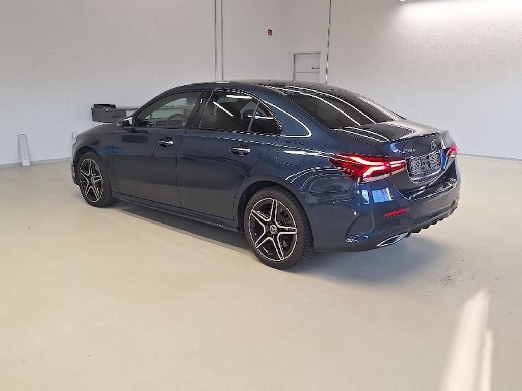 MERCEDES Classe A AMG-Line 250 e - ref: 7-61873 - Photo 6
