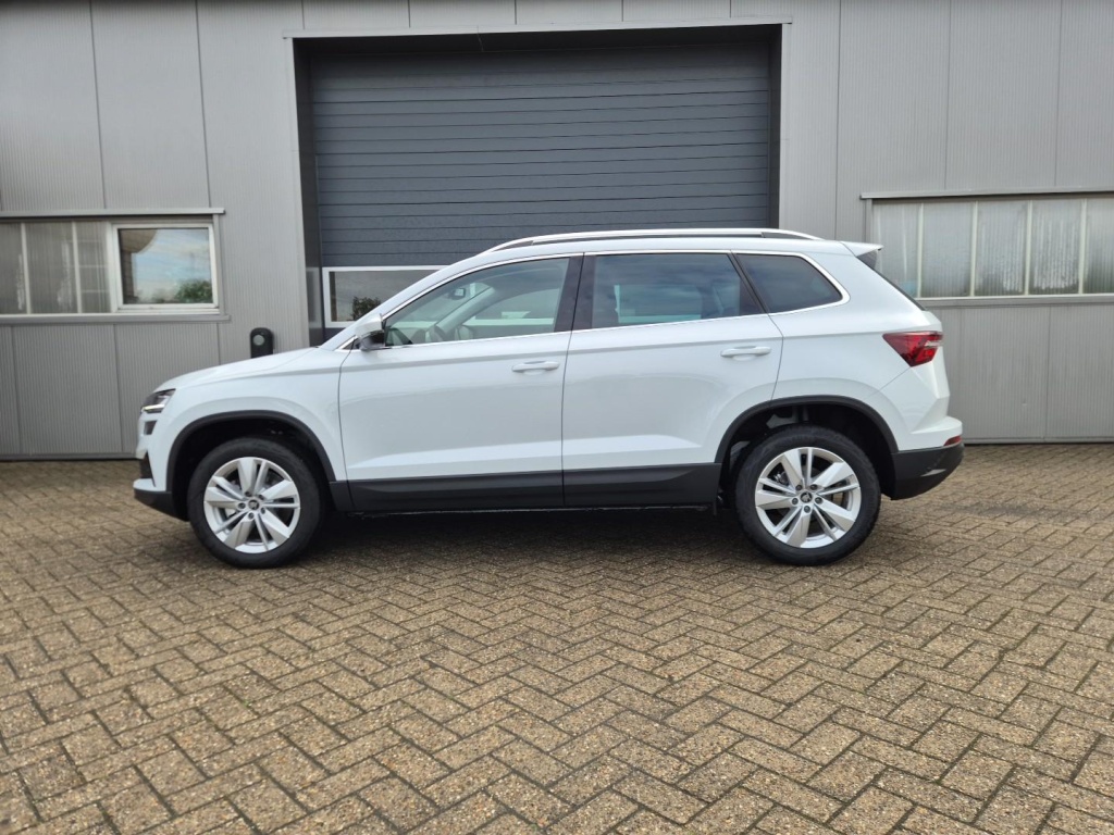 SKODA Karoq 1.5 Gasoline 150hp DSG - ref: 7-62458 - Photo 2