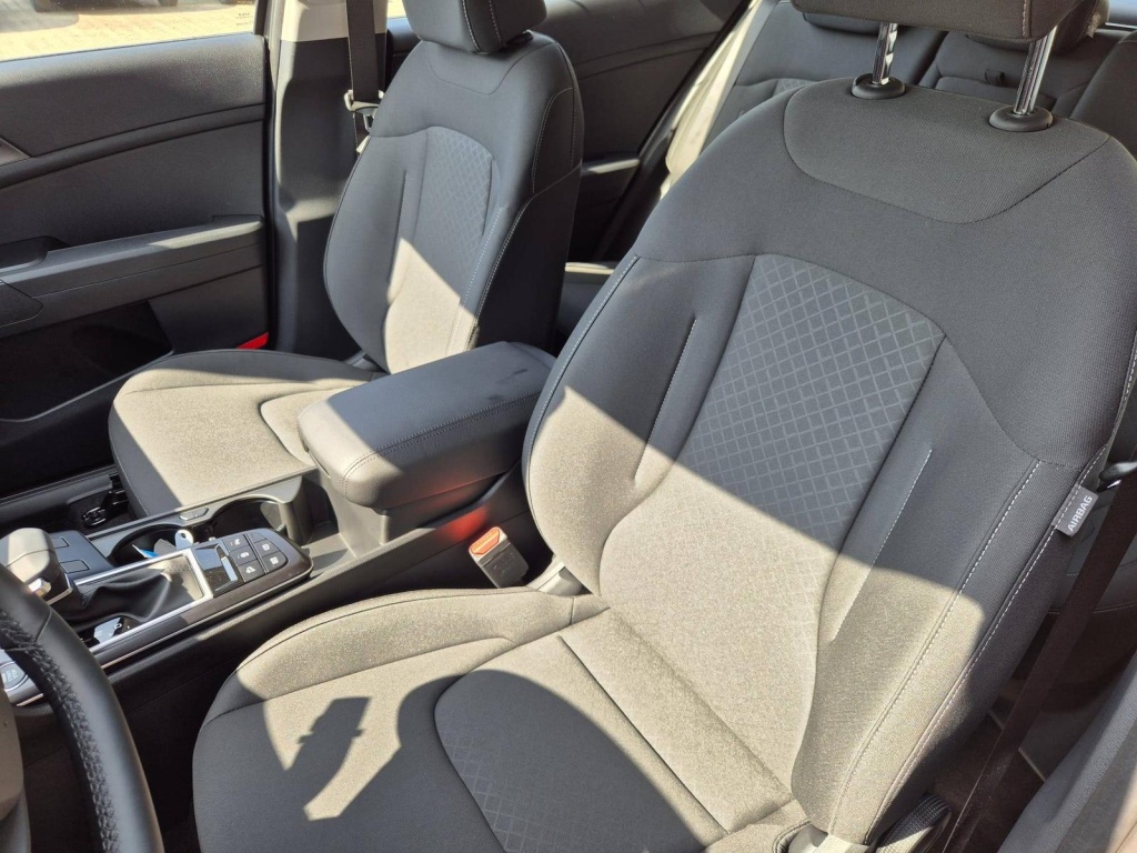 KIA Sportage Vision 1.6 Gasoline 150hp - ref: 7-62958 - Photo 20