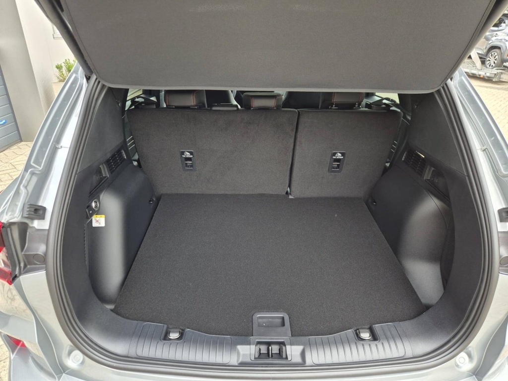 FORD Kuga ST-Line 2.5 Plug-in Hybrid Gasoline 242hp - ref: 7-62959 - Photo 11