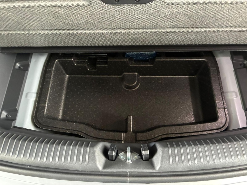 HYUNDAI i30 Comfort Plus 1.0 T-GDI DCT - ref: 7-63351 - Photo 9
