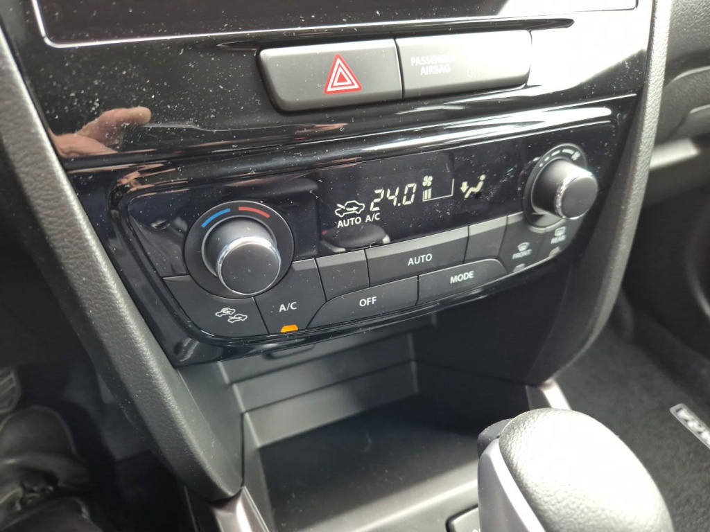 SUZUKI Vitara Comfort+ 1.4 Gasoline 110hp - ref: 7-63415 - Photo 20