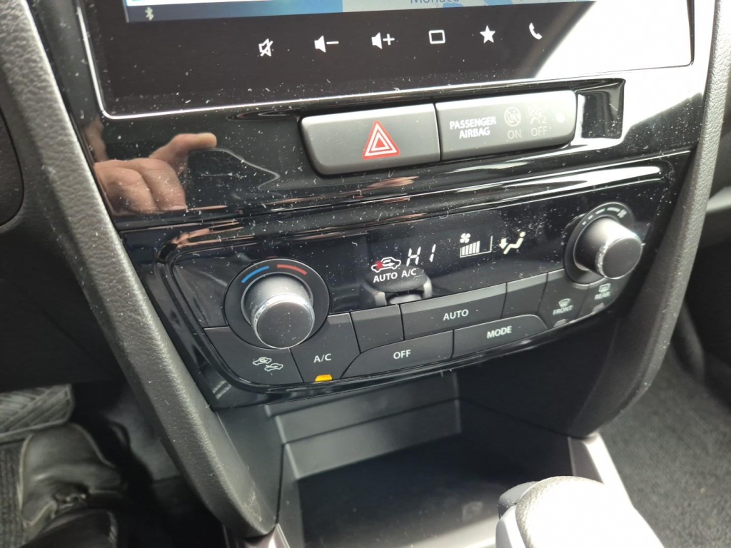 SUZUKI Vitara Comfort+ 1.4 Gasoline 110hp 4x4 - ref: 7-63416 - Photo 19