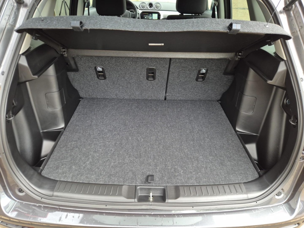 SUZUKI Vitara Comfort+ 1.4 Gasoline 110hp 4x4 - ref: 7-63416 - Photo 9