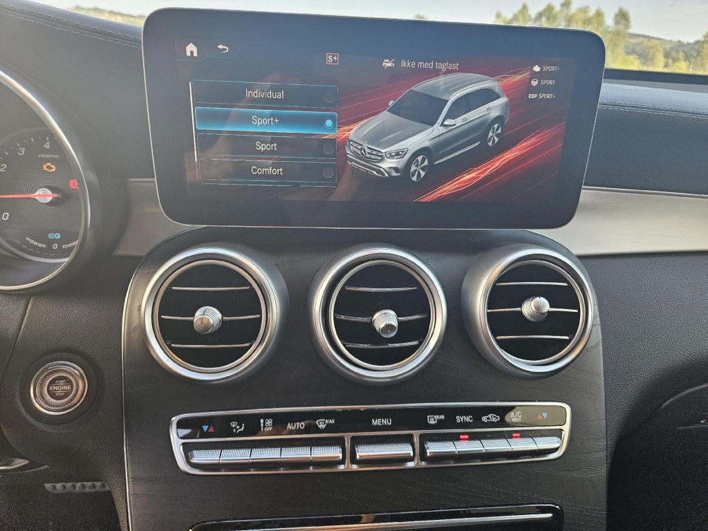 MERCEDES GLC AMG Line 300 258HP 4MATIC 9G-Tronic - ref: 7-63427 - Photo 2