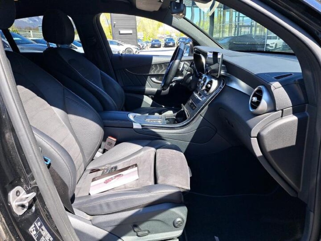 MERCEDES GLC AMG-Line 300 4Matic - ref: 7-63560 - Photo 14