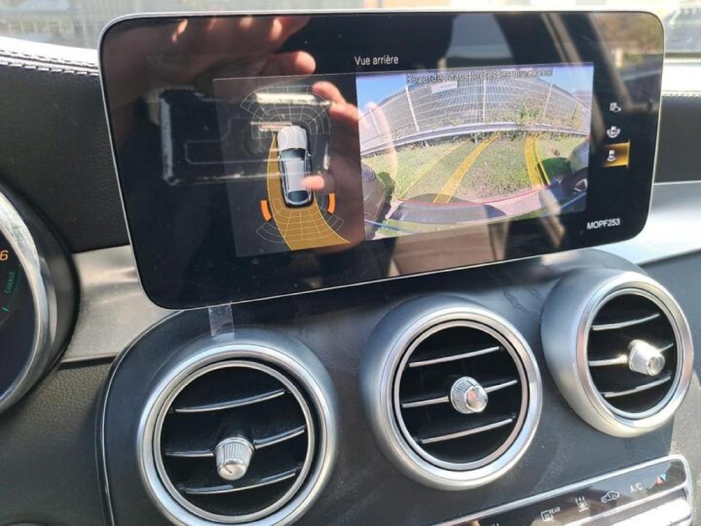 MERCEDES GLC AMG-Line 300 4Matic - ref: 7-63560 - Photo 9