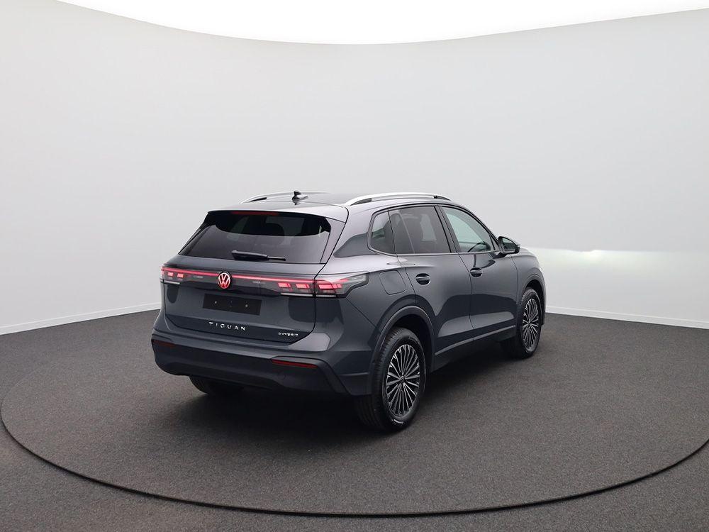 VOLKSWAGEN Tiguan Life 1.5 Plug-in Hybrid Gasoline 204hp - ref: 7-63799 - Photo 5