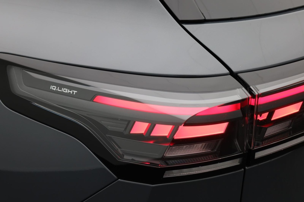 VOLKSWAGEN Tiguan Life 1.5 Plug-in Hybrid Gasoline 204hp - ref: 7-63800 - Photo 11