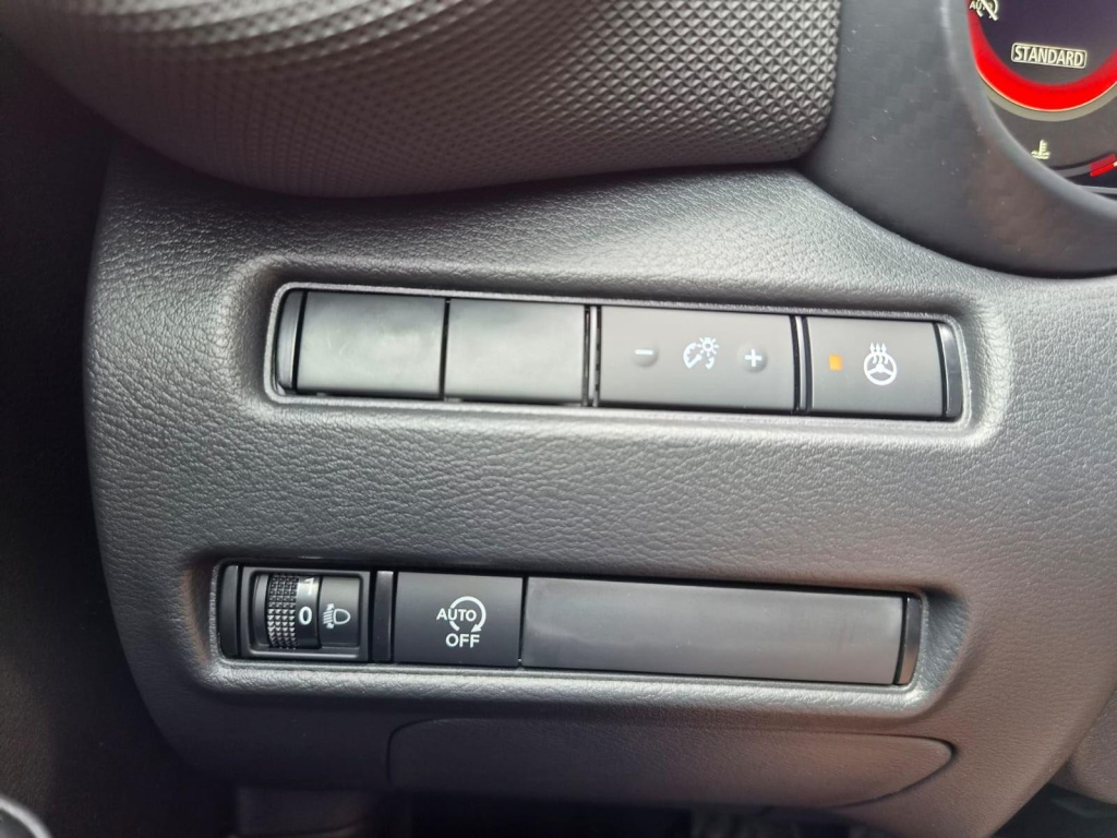 NISSAN Juke N-Connecta 1.0 Gasoline 114hp - ref: 7-63902 - Photo 14