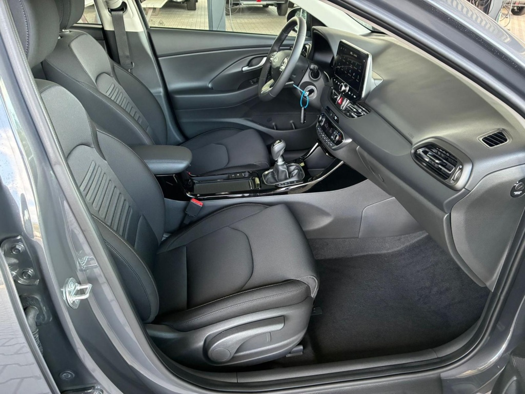 HYUNDAI i30 Comfort 1.0 TGDI - ref: 7-64442 - Photo 10
