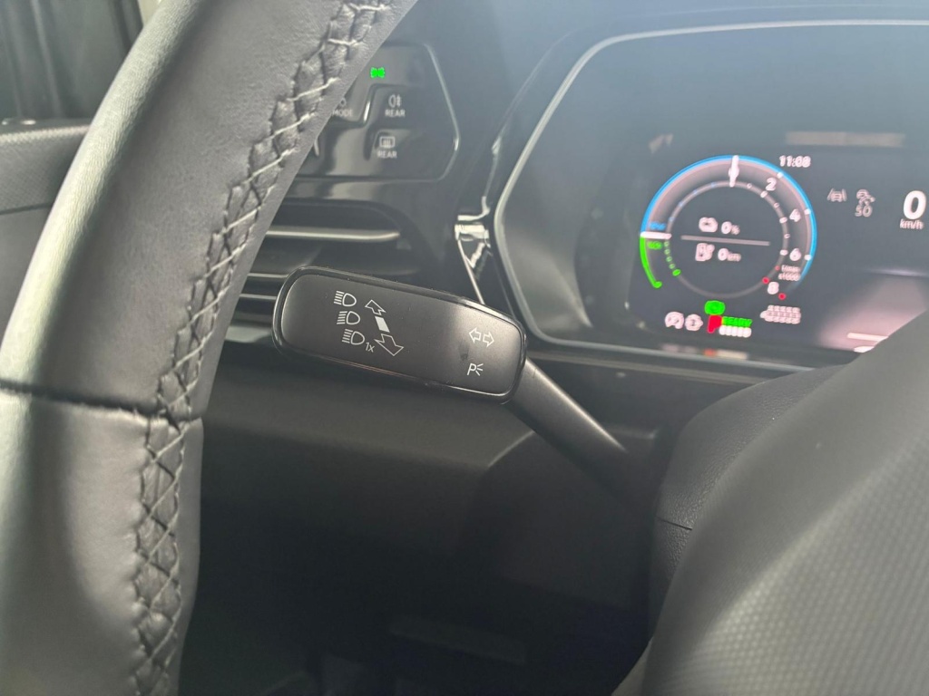 VOLKSWAGEN Caddy Life 1.5 eHybrid Plug-in Hybrid 150 PS - ref: 7-65170 - Photo 18
