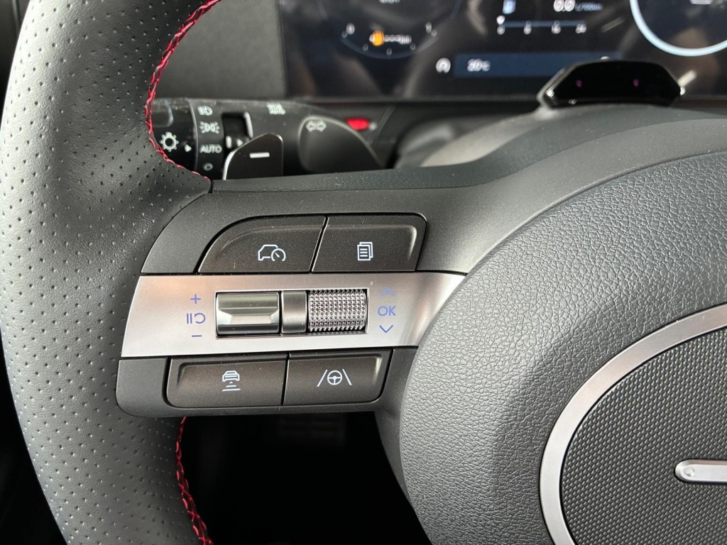 HYUNDAI Kona N-Line 1,6 T-GDI DCT 179 PS - ref: 7-66025 - Photo 18