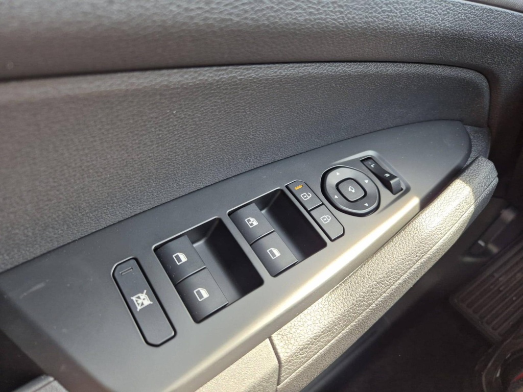 KIA Sportage Vision 1.6 Gasoline 150hp - ref: 7-66393 - Photo 10