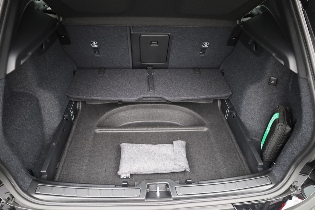 VOLVO XC40 Black Edition Plus 2.0 Gasoline 197hp - ref: 7-66583 - Photo 10