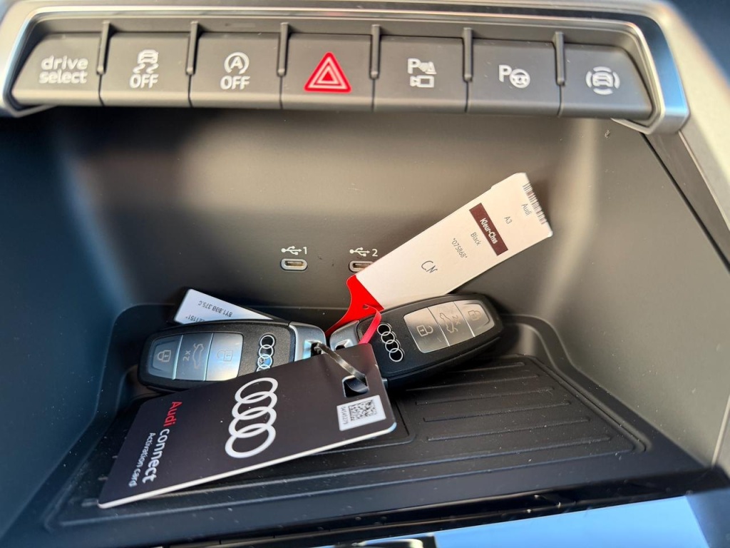 AUDI S3 Sportback Sportback  Quattro - ref: 7-66588 - Photo 12