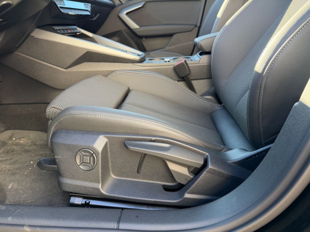 AUDI S3 Sportback Sportback  Quattro - ref: 7-66588 - Photo 8