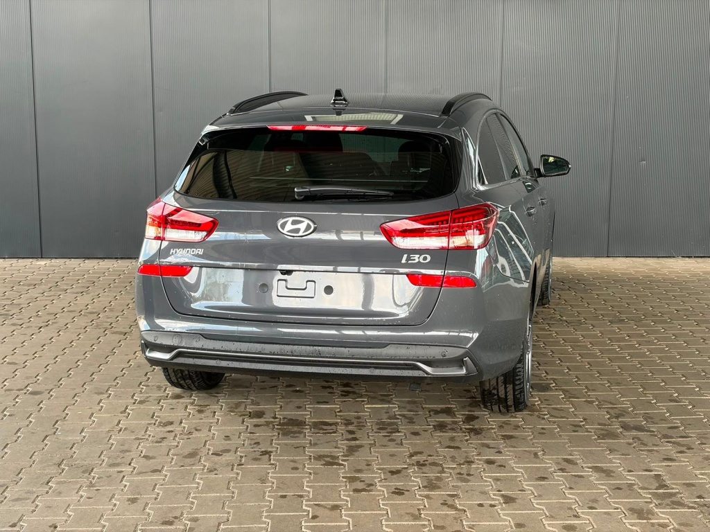 HYUNDAI i30 Comfort Plus 1.0 TGDI DCT 74 kW - ref: 7-67139 - Photo 3