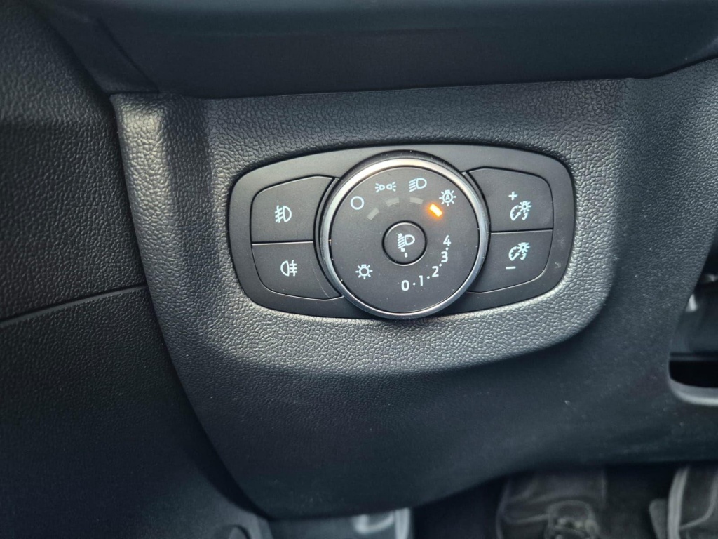 FORD Tourneo Active 1.0 Gasoline 125hp - ref: 7-67214 - Photo 15