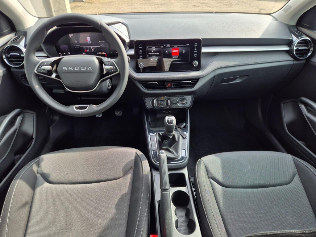 SKODA Fabia Selection 1.0 Gasoline 95hp - ref: 7-67234 - Photo 10