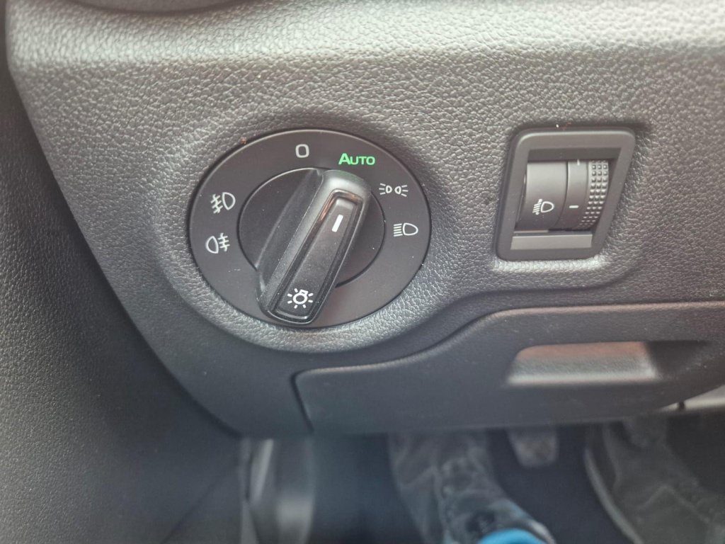 SKODA Fabia Selection 1.0 Gasoline 95hp - ref: 7-67234 - Photo 14