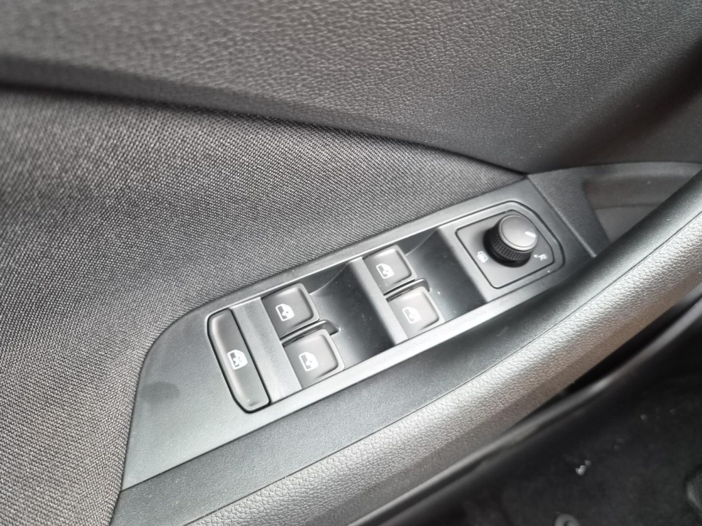 SKODA Scala Selection 1.0 Gasoline 116hp DSG - ref: 7-68020 - Photo 15