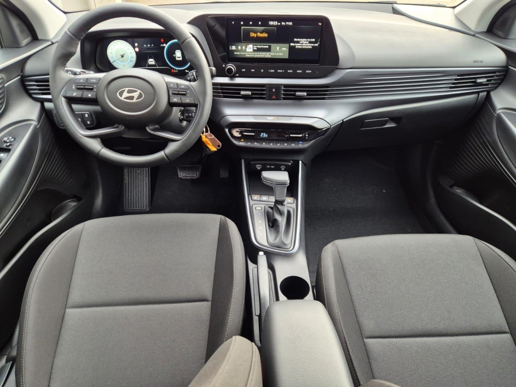 HYUNDAI i20 Trend 1.0 Gasoline 90hp - ref: 7-68025 - Photo 10