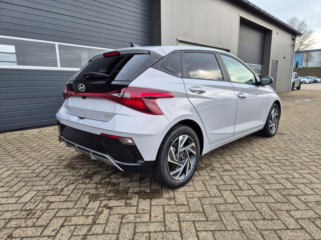 HYUNDAI i20 Trend 1.0 Gasoline 90hp - ref: 7-68025 - Photo 5