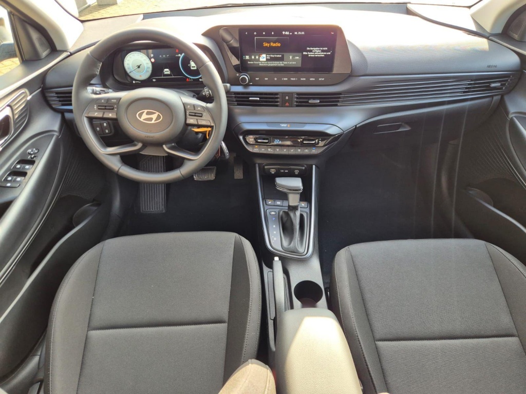HYUNDAI i20 Trend 1.0 Gasoline 90hp - ref: 7-68026 - Photo 10