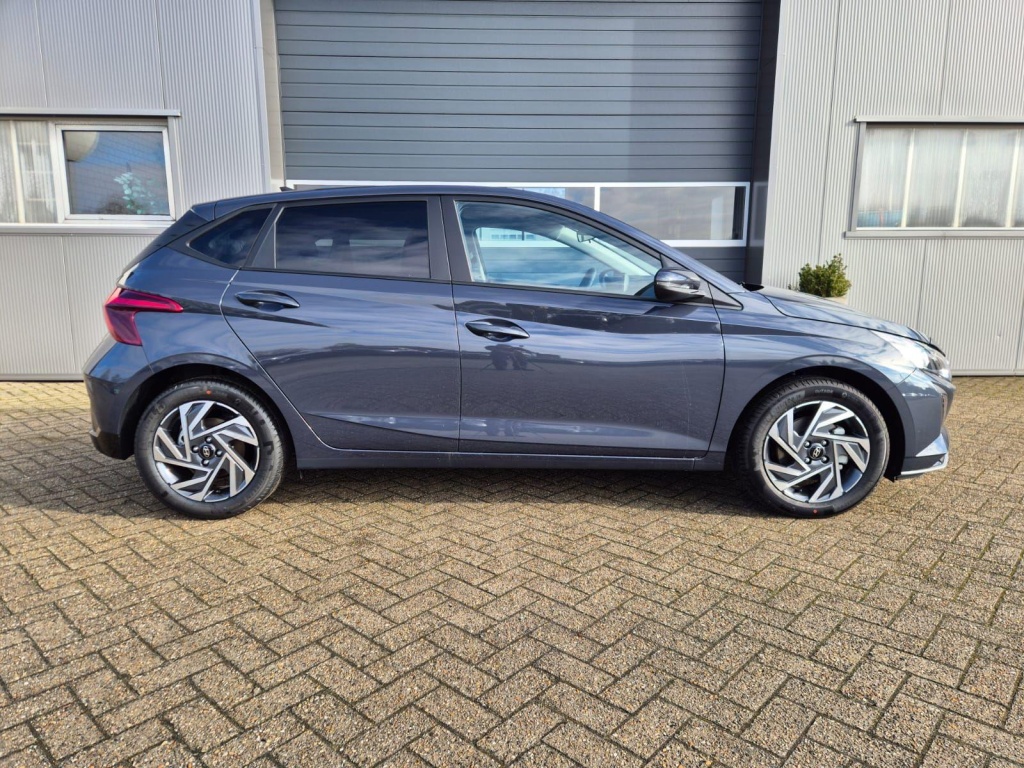 HYUNDAI i20 Trend 1.0 Gasoline 90hp - ref: 7-68026 - Photo 6