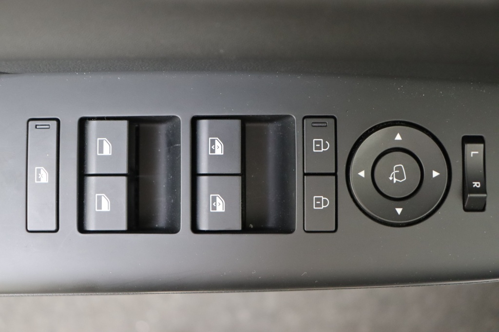 HYUNDAI Kona Shine 17 65 kWh 214 - ref: 7-68340 - Photo 17