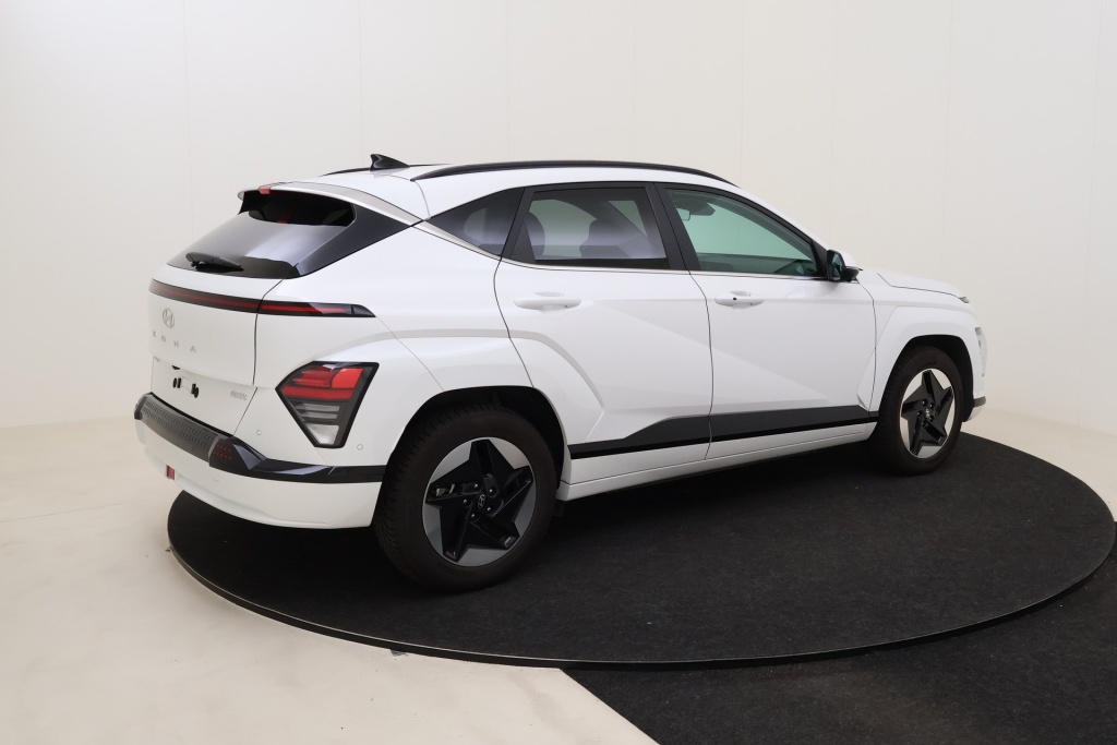 HYUNDAI Kona Shine 17 65 kWh 214 - ref: 7-68340 - Photo 5