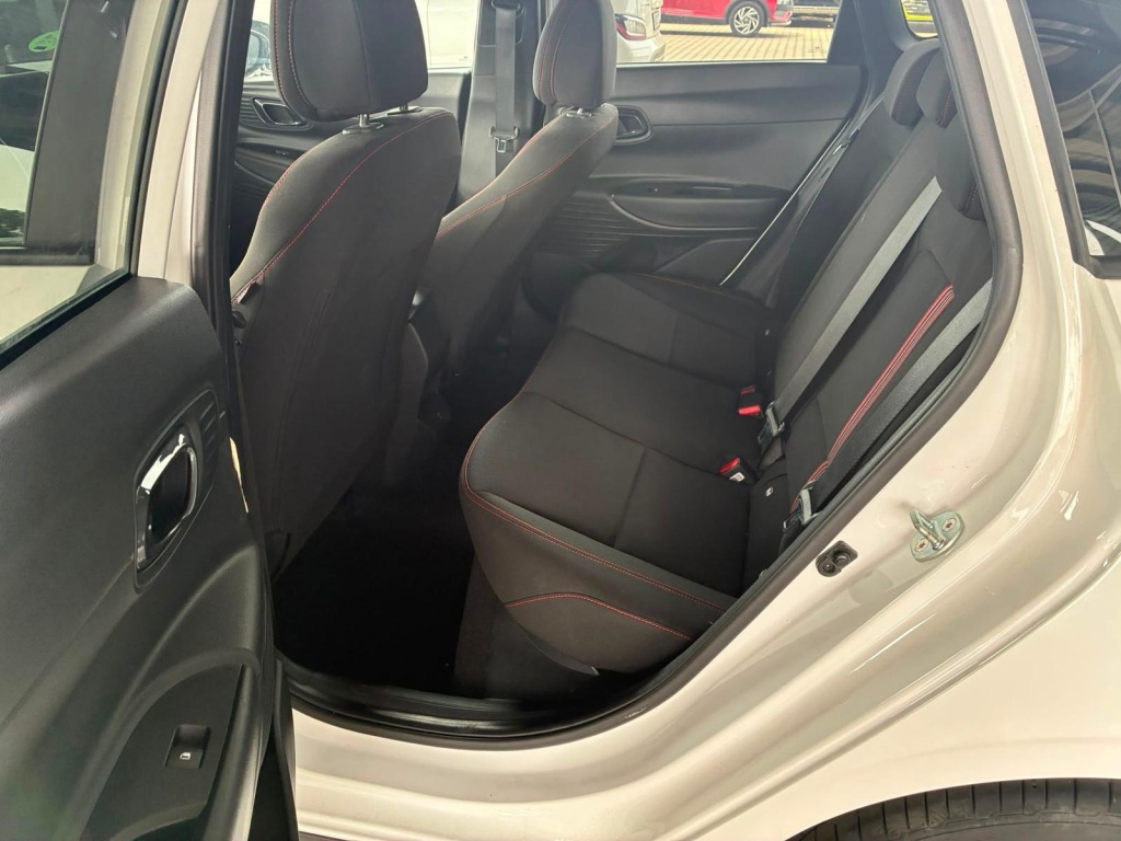 HYUNDAI i20 N-Line 1.2 MPI - ref: 7-68921 - Photo 6