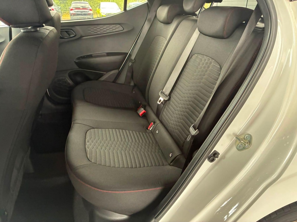 HYUNDAI i10 N-Line MPI 1.2 79PS - ref: 7-69406 - Photo 6