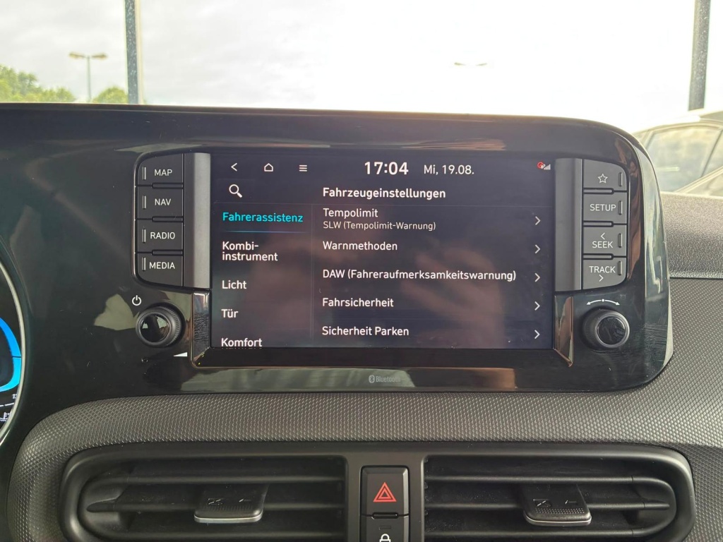 HYUNDAI i10 Comfort MPI 1.0 63PS - ref: 7-69481 - Photo 19