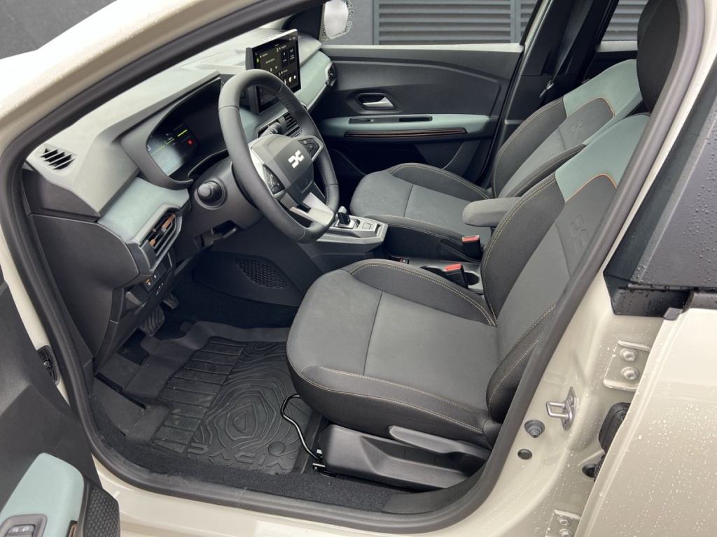 DACIA Jogger Extreme Full Hybrid 155 - ref: 7-69506 - Photo 4